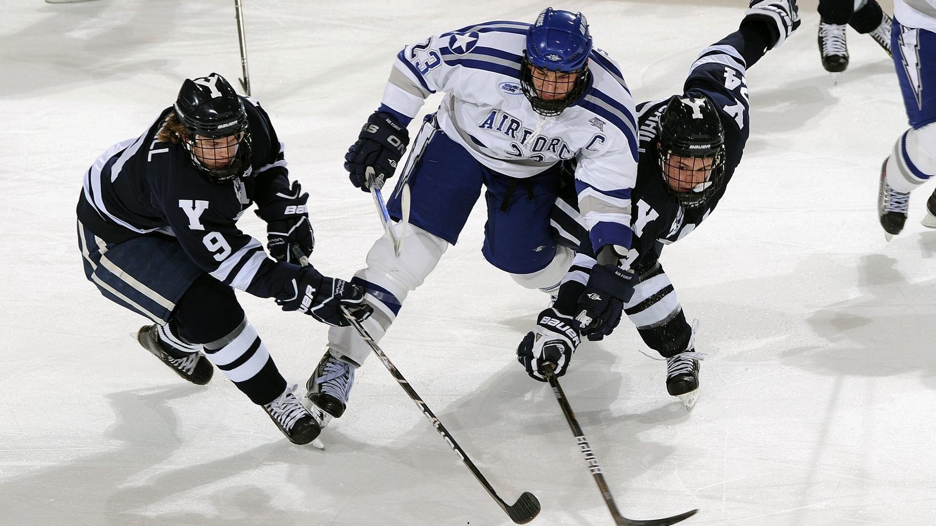 湖人重磅引援计划启动！詹姆斯亲自出马，或促成顶级锋线格兰特加盟